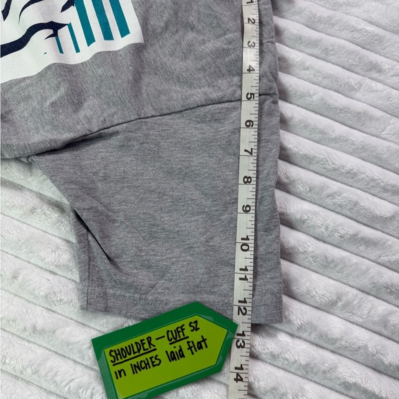 Active USA Gray Short Sleeve Tee with Mountain Design - Picture 7 of 11